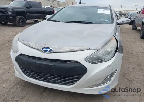 2013 Hyundai Sonata Hybrid z USA, uszkodzony, nr VIN KMHEC4A47DA051383